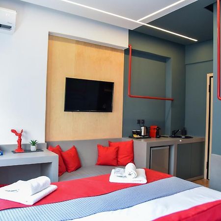 Central44 Lol Budget Room @Ermou Street أثينا المظهر الخارجي الصورة
